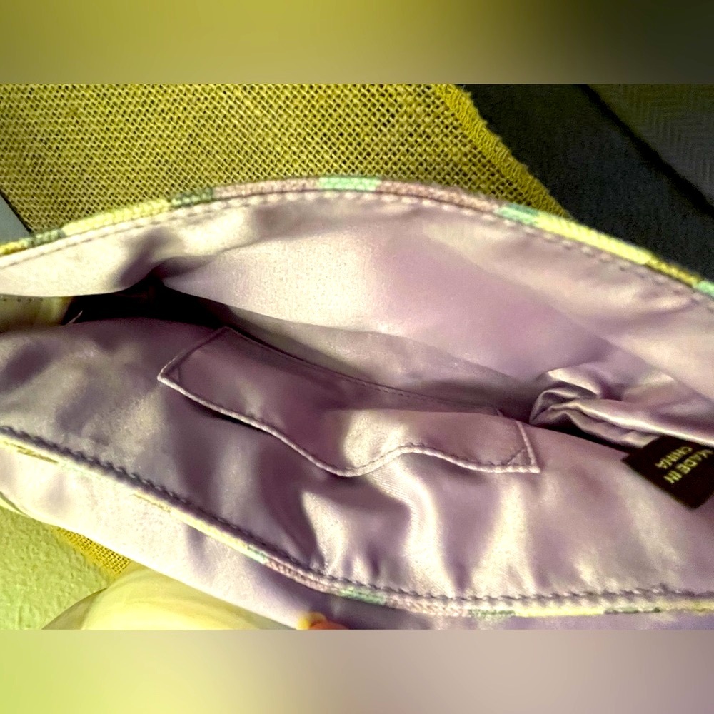 Coach wristlet - Picture 11 of 11